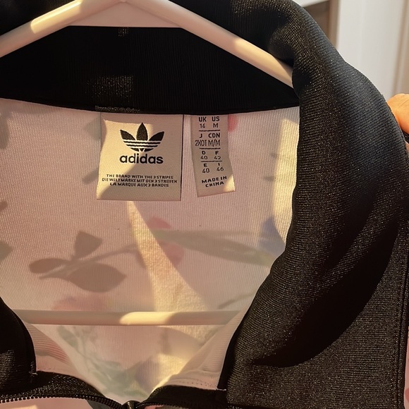 Adidas flower activewear jacket - Picture 3 of 3
